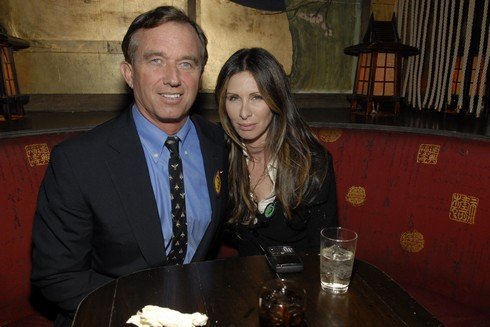 NEW YORK CITY, NY - OCTOBER 14: Robert Kennedy and Carole Radziwill attend The End Game OBAMA FUNDRAISER at The Hiro Ballroom on October 14, 2008 in New York City. (Photo by ZACH HYMAN/Patrick McMullan via Getty Images)