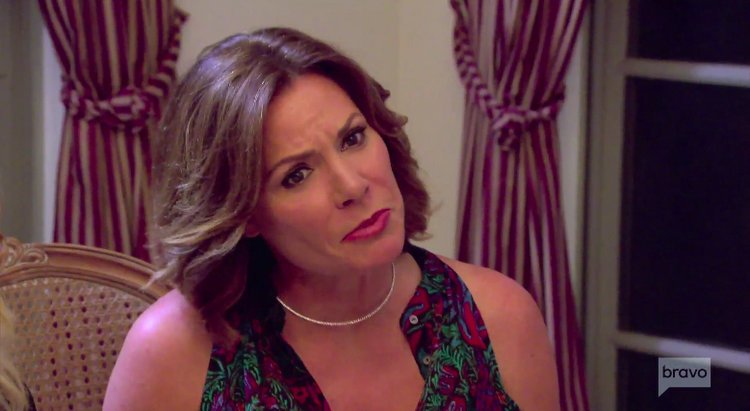 Luann.Delesseps.HeadTilt.RHONY