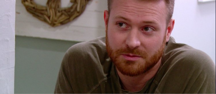 Russ-Green-Shirt-Closeup-90-Day-Fiance Russ-Green-Shirt-Closeup-90-Day-Fiance