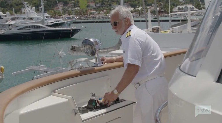 Captain Lee - boat crash Captain Lee - boat crash