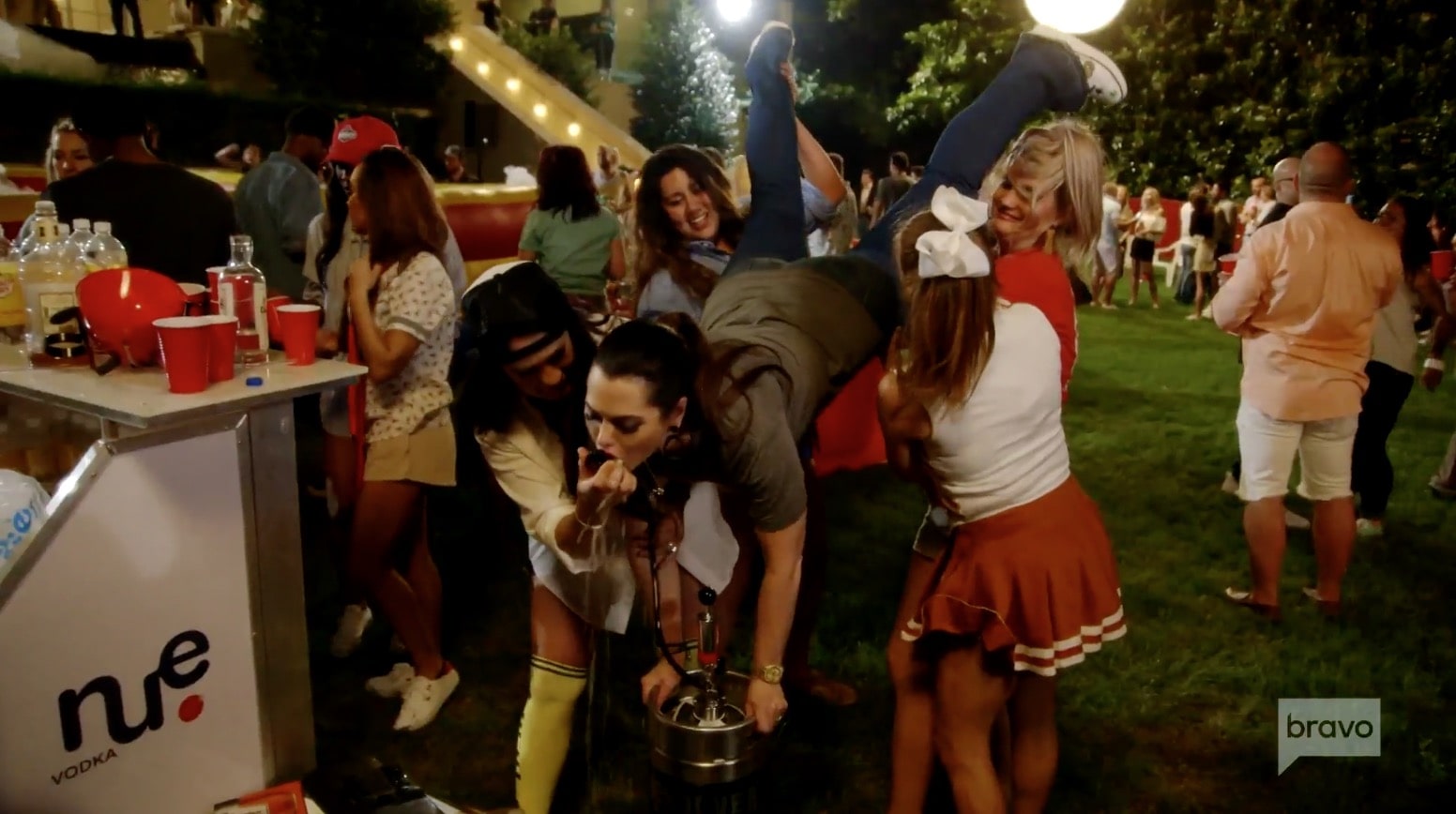 D'Andra Simmons does a keg stand D'Andra Simmons does a keg stand
