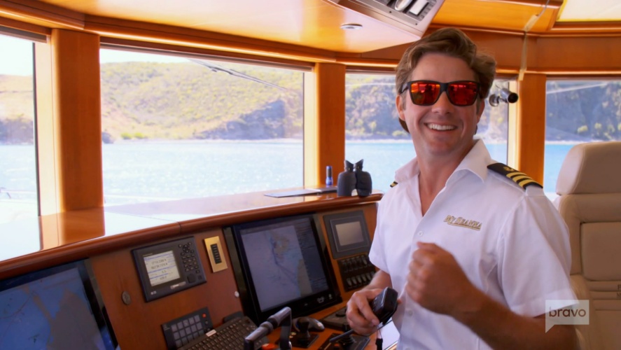 below deck season 9 finale recap episode 14 eddie lucas docks my seanna yacht first officer