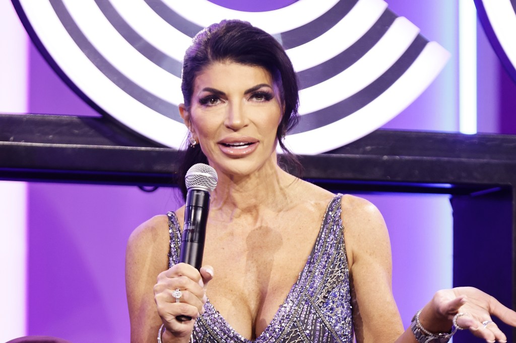 Teresa Giudice booed at BravoCon