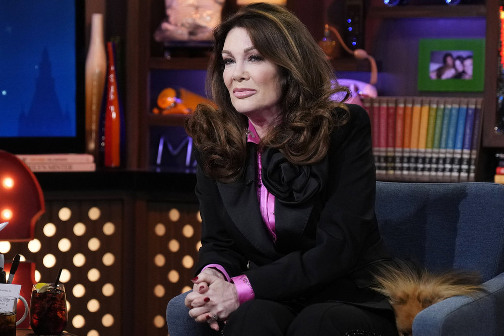 Lisa Vanderpump responds to Rachel Leviss' comments on having a therapist.