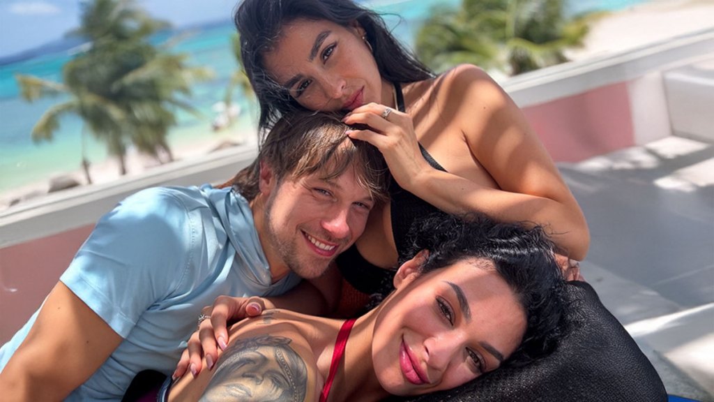 90 Day Fiancé throuple