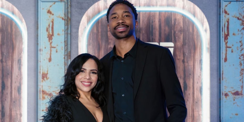 Lydia Velez Gonzalez