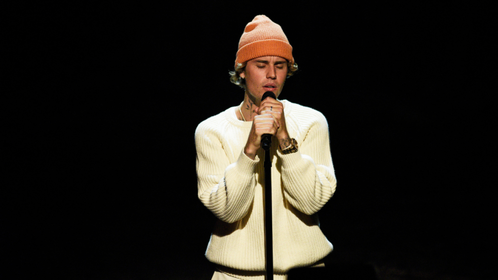 Justin Bieber debt broke net worth