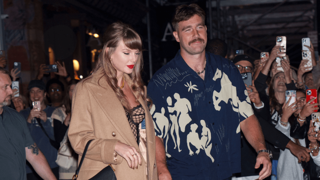 Taylor Swift Travis Kelce Florida date photos