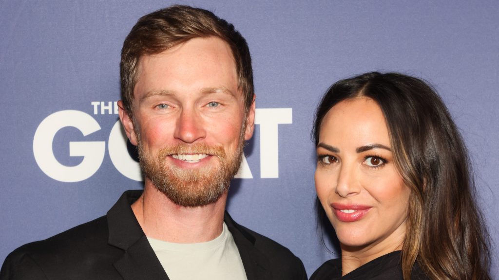 Luke Broderick and Kristen Doute from The Valley