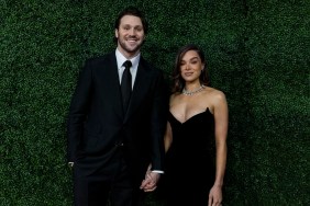 hailee steinfeld josh allen