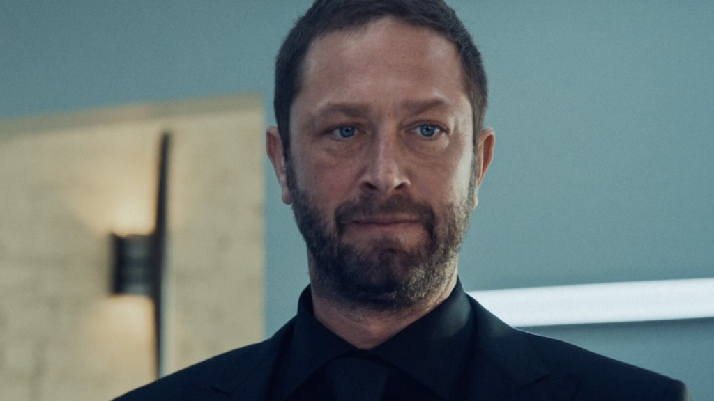 Ebon Moss-Bachrach Net Worth 2025: How Much Money Does the Actor Make?