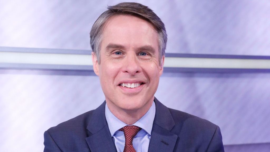 Terry Moran Net Worth 2025: How Much Money Does the Journalist Make?