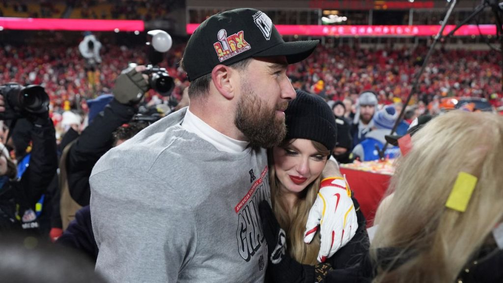 Travis Kelce Taylor Swift
