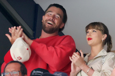 Travis Kelce and Taylor Swift at the 2025 Stanley Cup Final