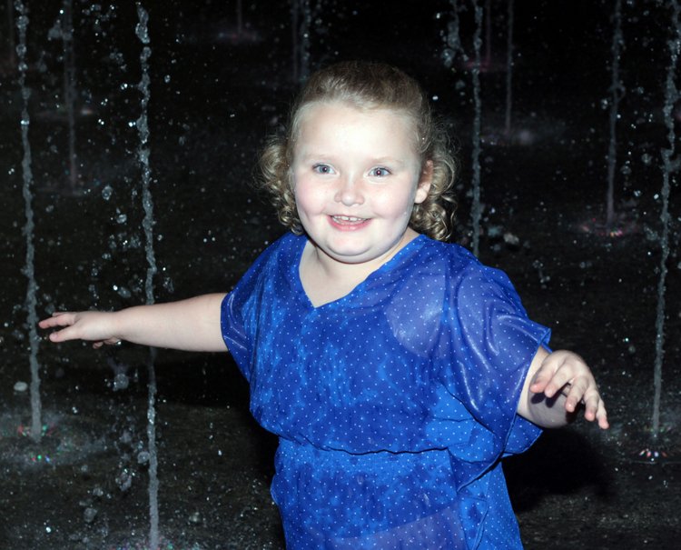 honey boo boo fountain 161012