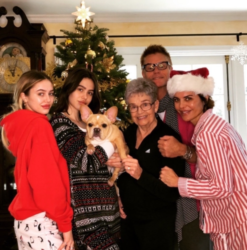 Lisa Rinna & Harry Hamlin With Their Family