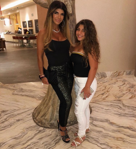 Teresa & Milania